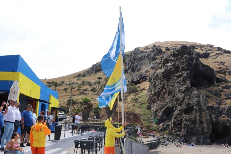 Praia da Prainha| Machico Ambiente bandeira_PraiaRibeiraNatal